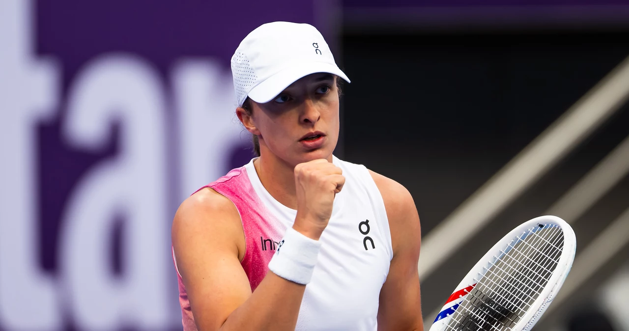Iga Świątek rywalizowała z Lindą Noskovą o ćwierćfinał WTA 1000 w Dosze
