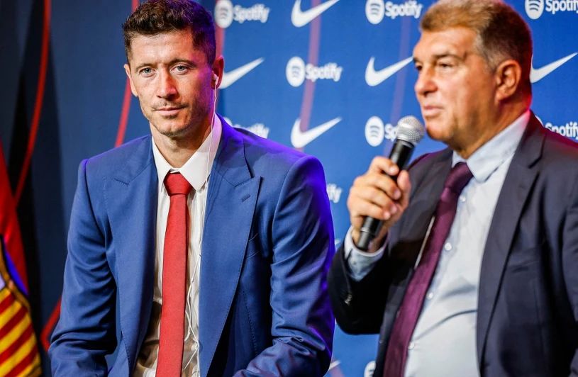 Lewandowski w akcji, a tu taki komunikat Laporty. Huczy w całej Hiszpanii