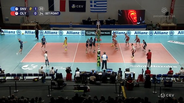 Skrót meczu Saint-Nazaire Volley-Ball Atlantique - Olympiacos Pireus.
