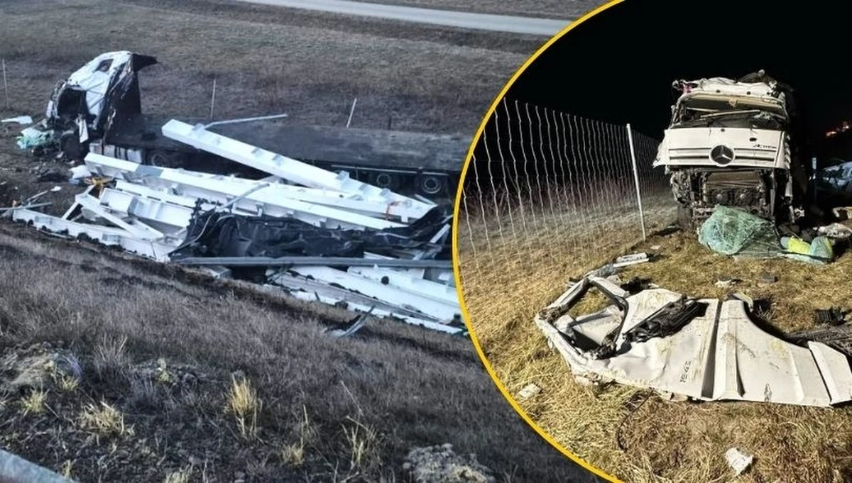 54-latek zmarł na miejscu - to tragiczny bilans wypadku, do którego doszło w środę na autostradzie A4 w miejscowości Chałupki w powiecie przeworskim na Podkarpaciu. "Mężczyzna kierujący samochodem ciężarowym marki Mercedes zjechał z drogi, uderzył nim w bariery ochronne, a następnie stoczył się ze skarpy" - podały służby w czwartek.