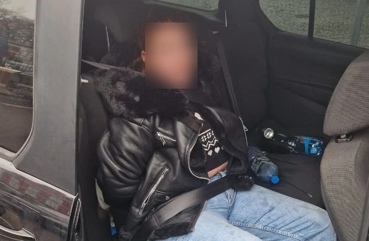 Trzy kobiety z zarzutami handlu ludźmi. Wrocławski sąd aresztował je na trzy miesiące. Podejrzane miały werbować do pracy w salonach masażu erotycznego w Dolnośląskiem młode Ukrainki, w tym małoletnie.