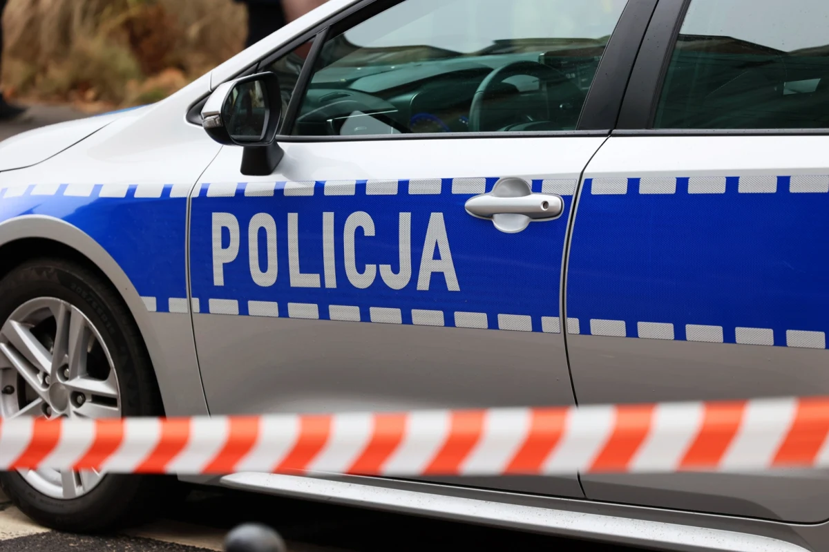 Zarzuty dla dwóch osób w szokującej sprawie z Gorzowa Wielkopolskiego (Lubuskie). 20-latek i 17-latek są podejrzani o strzelanie z pistoletu pneumatycznego do ludzi. 