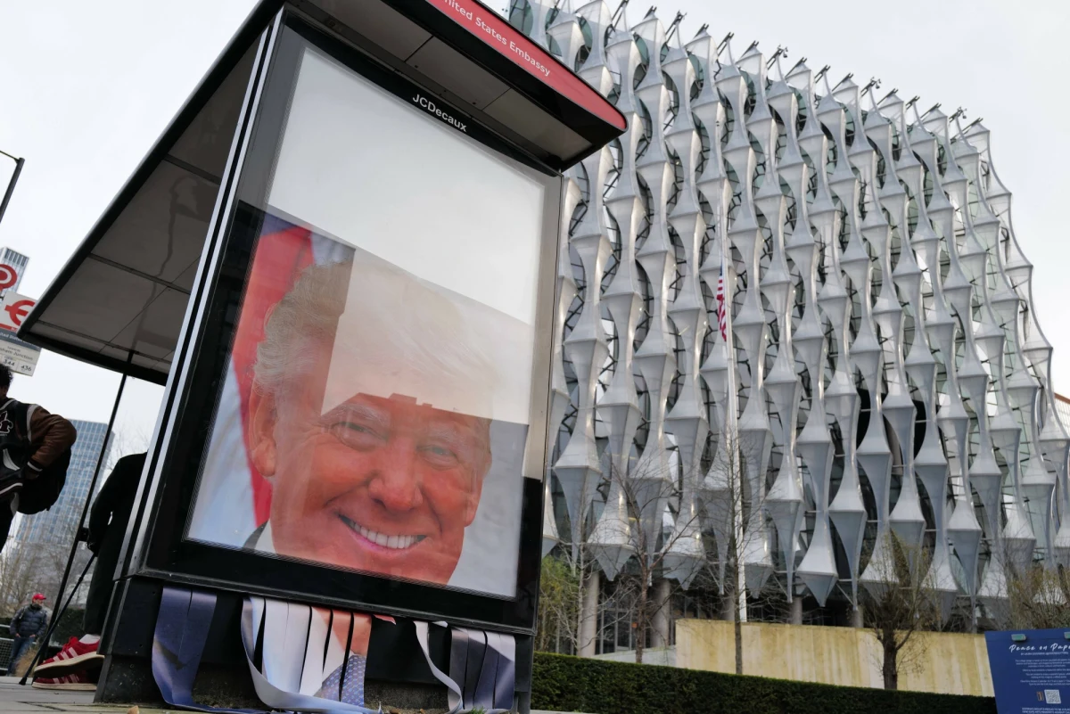 Poczynania Donalda Trumpa z uwagą obserwuje Londyn. Wielka Brytania jest najbliższym sojusznikiem Stanów Zjednoczonych. Brytyjscy politycy są zatem w swoich wypowiedziach bardziej ostrożni niż ich europejscy koledzy. Ale jak reagują na ostatnie wydarzenia komentatorzy? Jak ich zdaniem powinny wyglądać ewentualne negocjacje pokojowe?