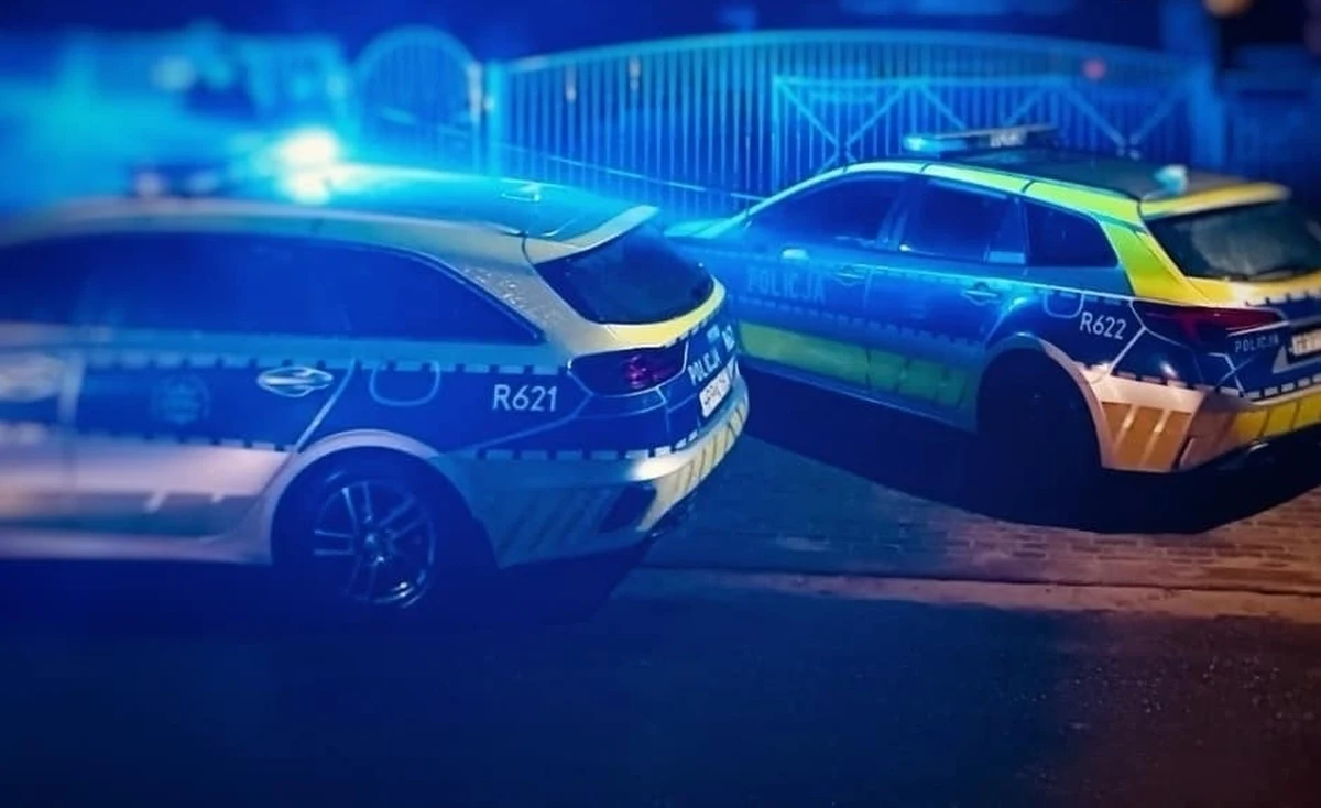 52-latek zatrzymany ws. czwartkowego zabójstwa proboszcza z Kłobucka (woj. śląskie) to były policjant - dowiedział się dziennikarz RMF FM Marcin Buczek. Mężczyzna ma zostać doprowadzony do prokuratury jeszcze dziś, a nie jak wcześniej planowano, w sobotę. Do zbrodni doszło w plebanii parafii Matki Bożej Fatimskiej. Według wstępnych ustaleń, 58-letni duchowny został uduszony. Wszystko wskazuje na to, że sprawca działał sam. 