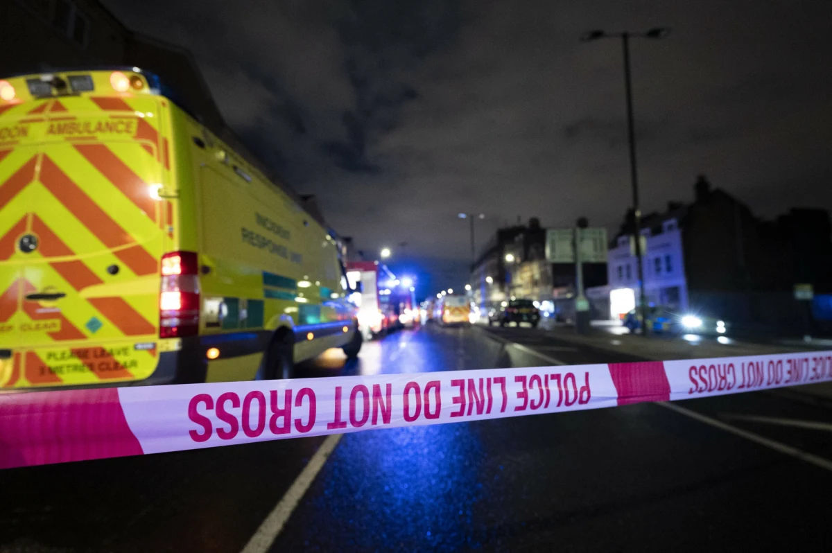 Ponad pięć godzin trwała akcja gaśnicza luksusowego hotelu w dzielnicy Marylebone w Londynie. Z obiektu ewakuowano 100 gości, a w sprawie pożaru w Chiltern Firehouse - miejsca spotkań celebrytów i planowanego na niedzielę bankietu Netflixa - rozpoczęto dochodzenie.