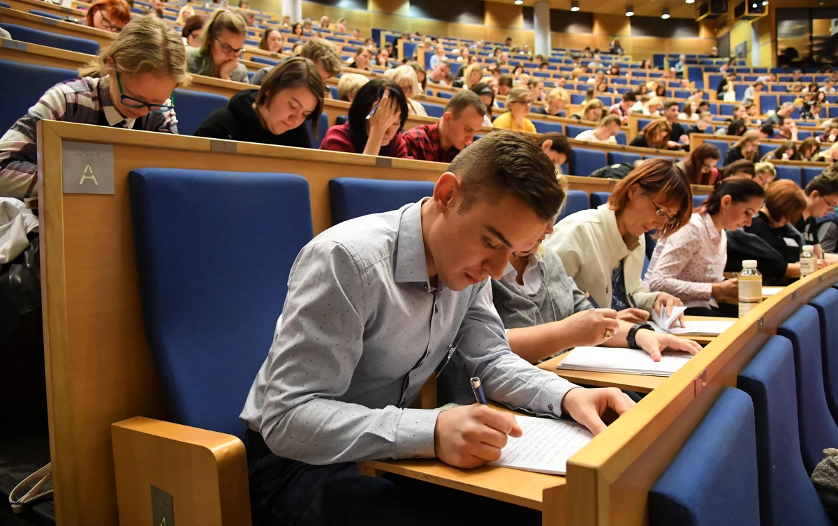 Ruszyły zapisy na VIII Dyktando Krakowskie. Do udziału w teście z wiedzy ortograficznej zaprasza Uniwersytet Jagielloński. Na zwycięzcę czeka tytuł Krakowskiego Mistrza Ortografii.