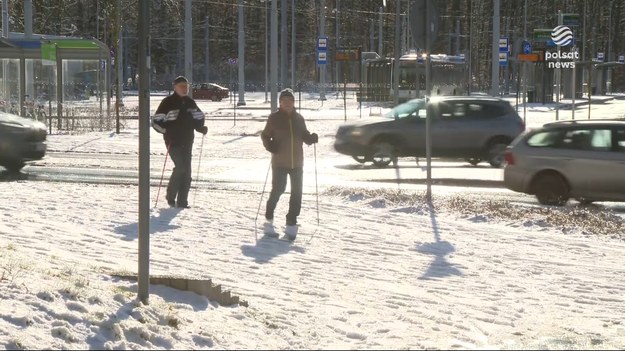 Zima w natarciu. Arktyczne powietrze zmierza już do Polski. Podczas najbliższej nocy na termometrach zobaczmy nawet dwucyfrowe ujemne wskazania. Sytuacja na drogach może być niebezpieczna. Dla ''Wydarzeń'' Klaudia Syrek.