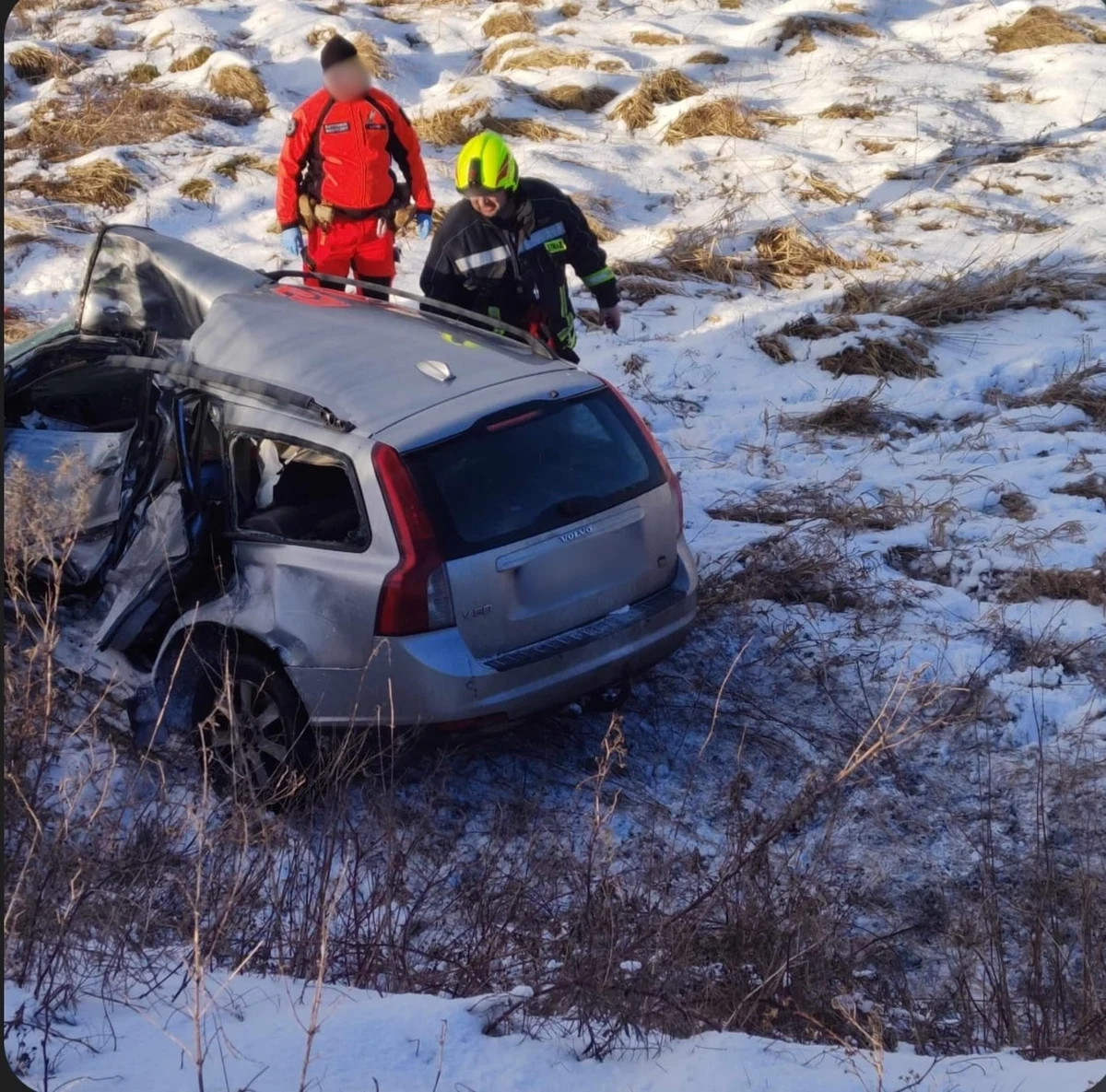 W miejscowości Łekno niedaleko Koszalina (woj. zachodniopomorskie) samochód osobowy zderzył się z pociągiem. Jedna osoba nie żyje.