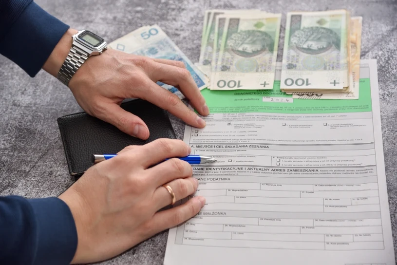 Skarbówka zmieniła zasady. Korzystałeś z tej ulgi? Oddasz choćby 17 tys. zł