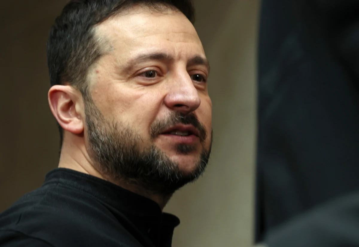 Nie wiedzieliśmy o rozmowach w Arabii Saudyjskiej, nie zaprosili nas tam i nie uznamy wyników tych rozmów - stanowczo oświadczył prezydent Ukrainy Wołodymyr Zełenski. Jak dodał, oczekuje w Kijowie specjalnego wysłannika USA ds. Ukrainy i Rosji gen. Keitha Kellogga, któremu zamierza pokazać linię frontu.