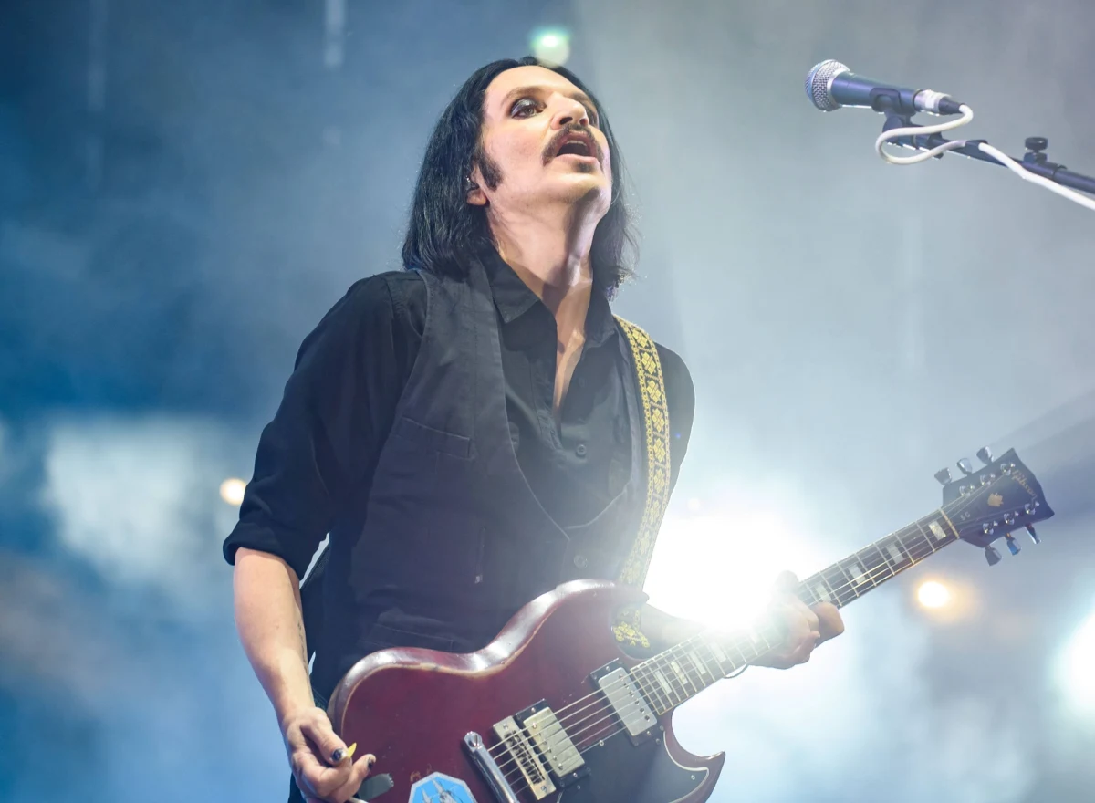 Lider brytyjskiej grupy rockowej Placebo stanie przed sądem we Włoszech. Brian Molko odpowie za zniesławienie premier Giorgii Meloni. W czasie koncertu w 2023 roku nazwał on szefową rządu "faszystką" i "nazistką".