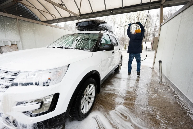 Mrozy ustępują, na myjniach będą kolejki. Auta wam podziękują