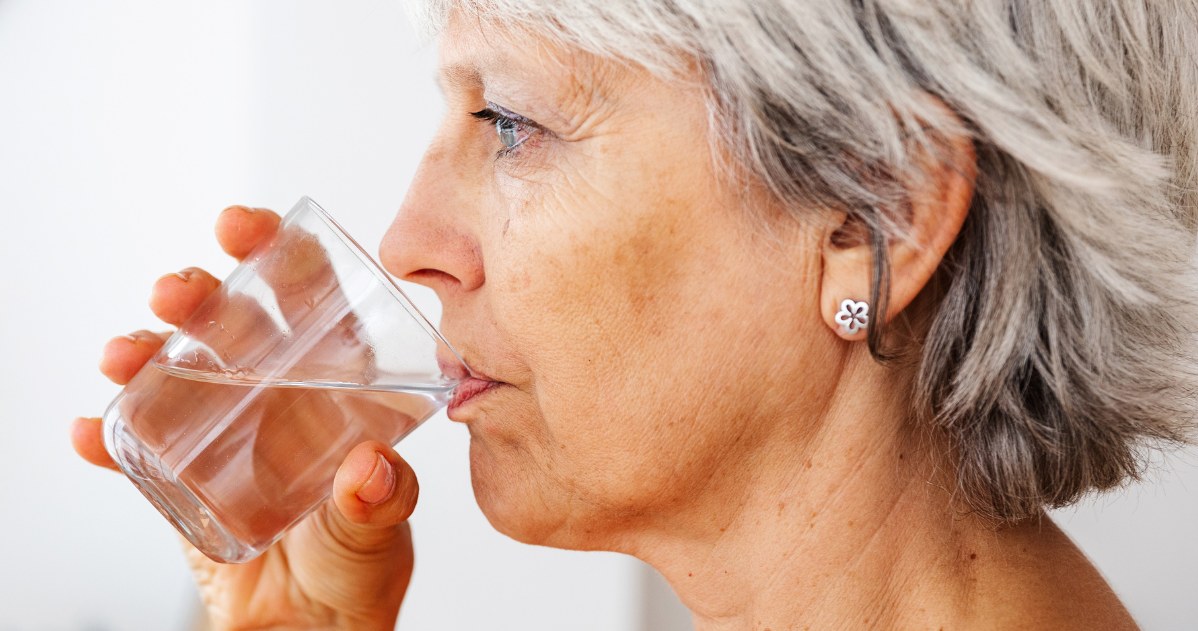 Masz twardą wodę w kranie? Tak jej spożywanie wpływa na organizm