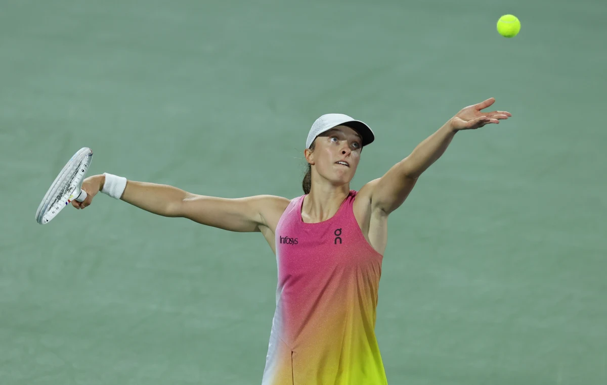 Iga Świątek pokonała Ukrainkę Dajanę Jastremską 7:5, 6:0 i awansowała do ćwierćfinału turnieju WTA 1000 w Dubaju. Rywalką Polski w ćwierćfinale będzie rozstawiona z numerem 12. Mirra Andriejewa.