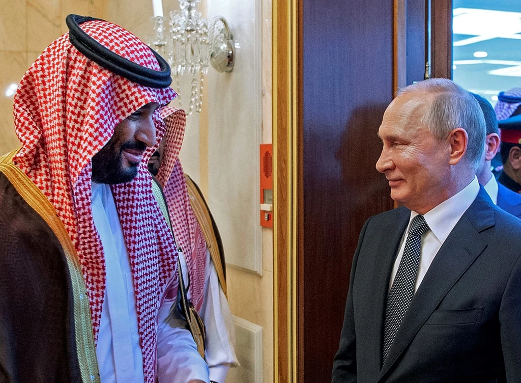 Następca saudyjskiego tronu książę Muhammad bin Salman i rosyjski prezydent Władimir Putin