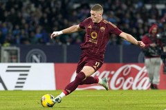 Piłka nożna: Liga włoska - mecz: AS Roma - AC Monza