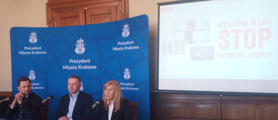 Kraków chce walczyć z "patodeweloperką". Miasto zapowiada skrupulatne egzekwowanie prawa i prezentuje wytyczne dla przedsiębiorców, którzy planują inwestycje mieszkaniowe w Krakowie. Dokument "Standardy odpowiedzialnej zabudowy" to sprzeciw miasta wobec wykorzystywania przez deweloperów luk w prawie. 