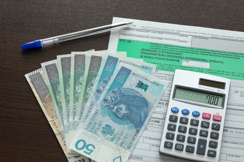 800 plus, trzynastka i czternastka do kosza, ale coś w zamian. Jest petycja