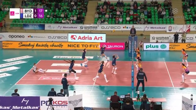 Metalkas Pałac Bydgoszcz - PGE Grot Budowlani Łódź (25:15, 25:19, 25:23)

