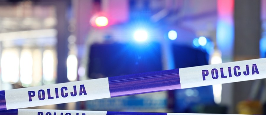 Tragiczny okazał się finał poszukiwań 26-latki z Wojborza koło Kłodzka na Dolnym Śląsku. W niedzielę w okolicy Międzylesia w pow. kłodzkim znaleziono zwłoki kobiety, którą poszukiwano od 17 lutego. Jak nieoficjalnie dowiedziała się reporterka RMF FM, prawdopodobnie doszło do morderstwa. Zarzut zabójstwa usłyszał w poniedziałek rano partner zamordowanej kobiety.