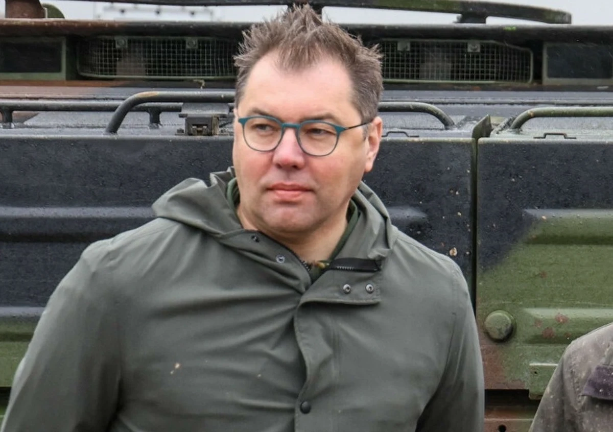 "Wszystkie demokratyczne partie w niemieckim Bundestagu wspierają Ukrainę. Nie ma różnic między nimi w kwestii wsparcia dla Ukrainy. Nie może być różnic wśród demokratów w sprawie Ukrainy i pokoju" - powiedział ambasador Ukrainy w Niemczech Ołeksij Makiejew w rozmowie z wysłanniczką RMF FM Anetą Łuczkowską.