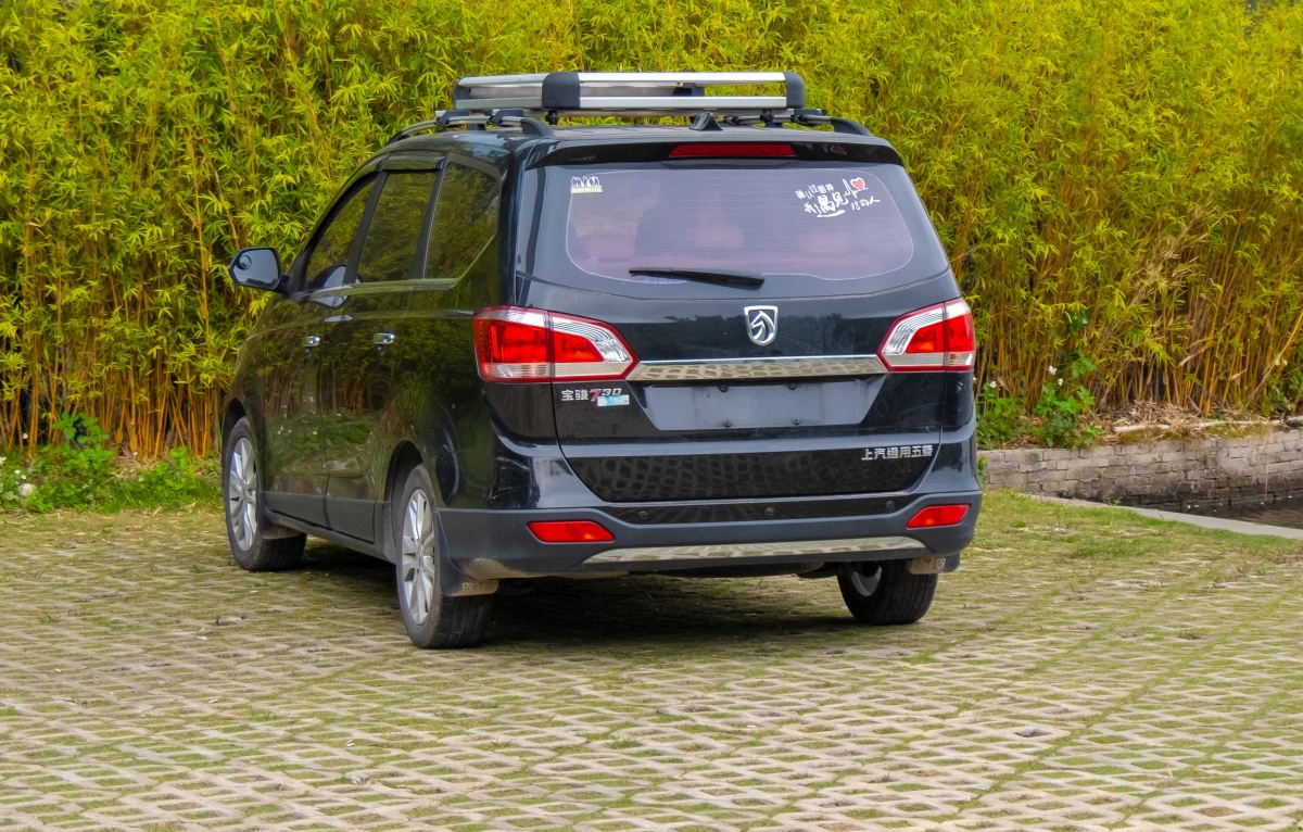 "Przez wiele lat Chińczycy, dzięki współpracy z firmami światowymi czy europejskimi, nauczyli się produkować samochody i teraz z tej umiejętności korzystają" - powiedział Jakub Faryś, prezes Polskiego Związku Przemysłu Motoryzacyjnego. W ten sposób skomentował rosnące zainteresowanie autami chińskich marek na polskim rynku.