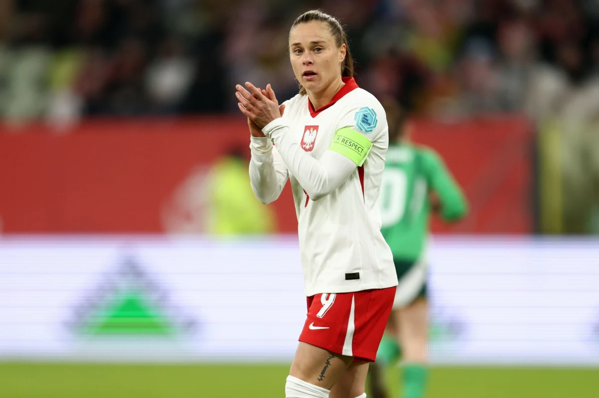 Reprezentacja Polski w piłce nożnej kobiet z kolejnym zwycięstwem w Lidze Narodów! Po pokonaniu Irlandii Północnej Biało-Czerwone we wtorek wygrały w Bukareszcie 1:0 z Rumunią.