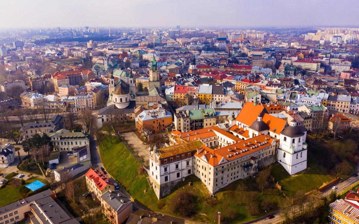 Władze Lublina szykują się do zerwania umowy na zaprojektowanie nowego stadionu żużlowego. Ratusz zapowiada, że wybierze nowego wykonawcę i deklaruje dostosowanie starego stadionu przy Al. Zygmuntowskich do wymogów żużlowej ekstraligi