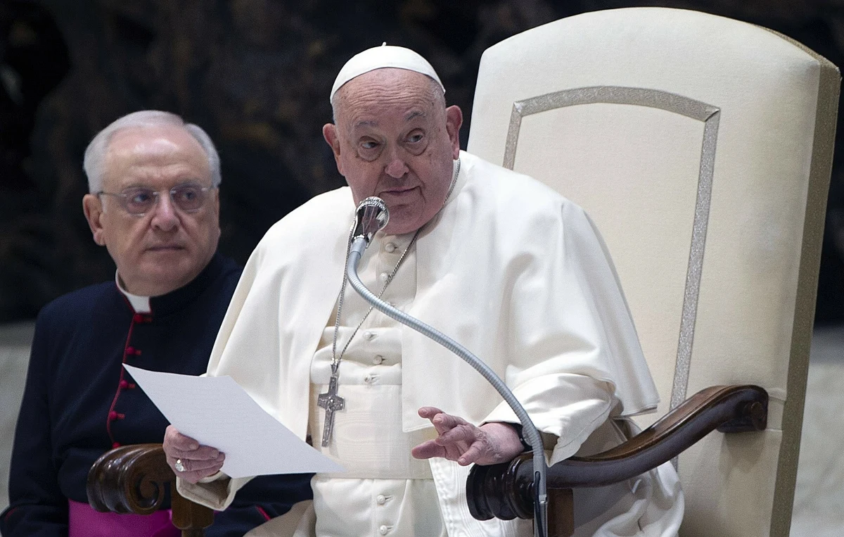 Watykan wydał nowy komunikat w sprawie papieża. "Franciszek spał dobrze, obecnie wypoczywa" - poinformowała o poranku Stolica Apostolska. Przed południem źródła watykańskie oceniły stan papieża jako stabilny. Jak poinformowano, Ojciec Święty kontynuuje terapię i przechodzi następne badania. Franciszek od 14 lutego przebywa w rzymskiej Poliklinice Gemelli. Zmaga się z obustronnym zapaleniem płuc.