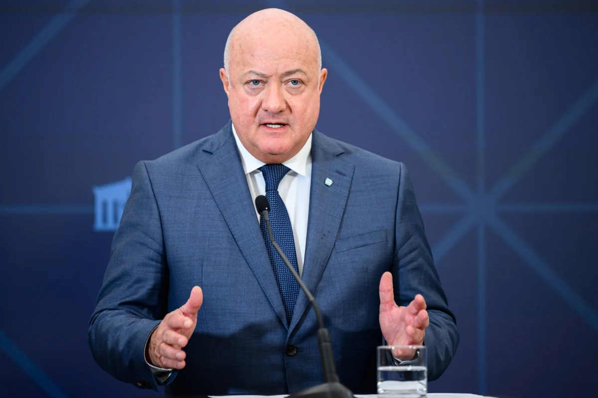 Trzy główne partie centrowe w parlamencie Austrii osiągnęły porozumienie w sprawie utworzenia rządu koalicyjnego. Zabraknie w nim skrajnie prawicowej Wolnościowej Partii Austrii (FPOe), która wygrała wybory parlamentarne we wrześniu 2024 r. - podał Reuters.