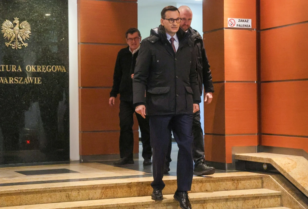 Mateusz Morawiecki poinformował, że prokurator postawił mu zarzuty ws. organizacji wyborów korespondencyjnych w 2020 r. Były premier oświadczył, że odmówił składania wyjaśnień. Podkreślił, że najpierw musi zapoznać się z aktami sprawy.