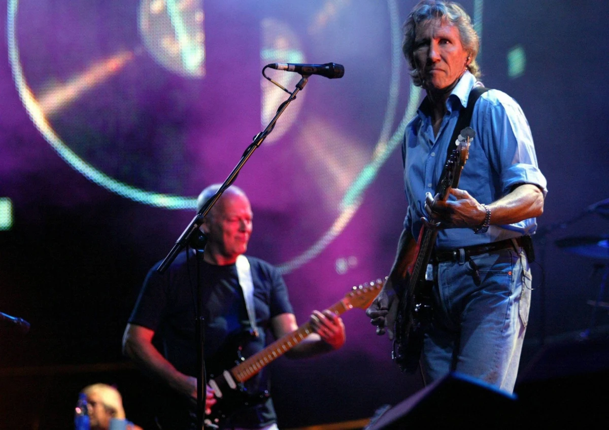 Brytyjska grupa Pink Floyd wypuści odnowioną wersję słynnego koncertu nagranego w 1971 roku w Pompejach. Miasto to zostało zniszczone przez wybuch Wezuwiusza w I wieku przed nasz erą. Nagranie trafi do kin wiosną tego roku.