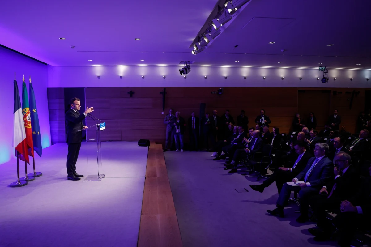 Najpierw Friedrich Merz, prawdopodobny przyszły kanclerz Niemiec, teraz prezydent Francji Emmanuel Macron - czołowi europejscy politycy twierdzą, że dla kontynentu nadchodzą ponure czasy. I Merz i Macron sugerują, że sojusz transatlantycki traci rację bytu w swojej obecnej formie, a Europa od tej pory zdana jest głównie na siebie.