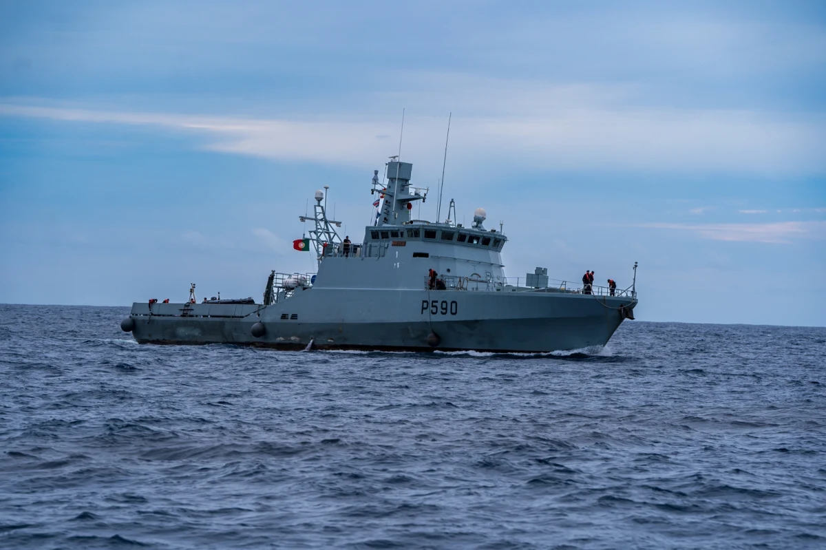 Portugalska marynarka wojenna postanowiła wysłać dwa dodatkowe okręty patrolowe w rejon archipelagu Madery, gdzie znacząco zwiększyła się liczba okrętów rosyjskiej floty wojennej. Przeważają wśród nich jednostki szpiegowskie.
