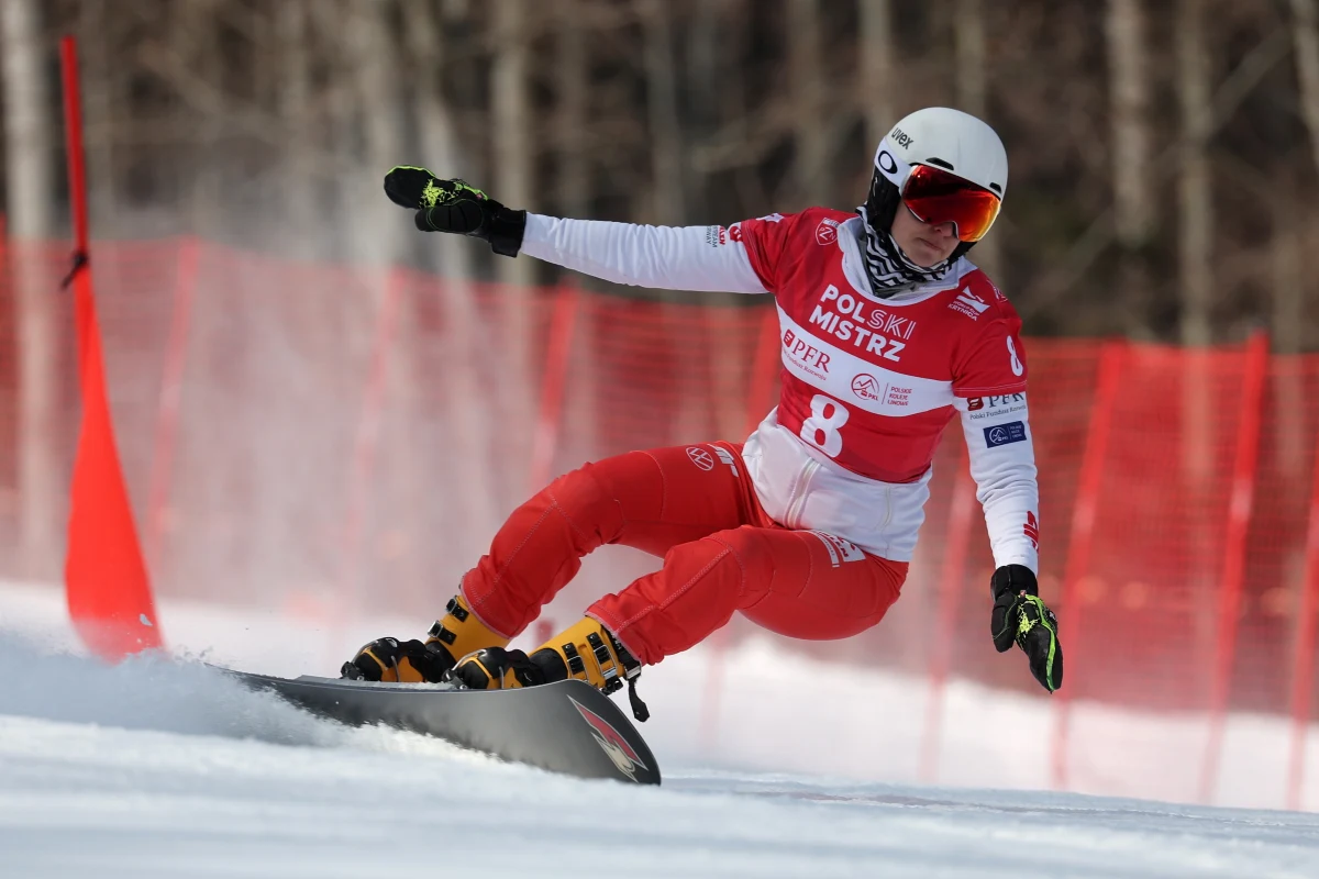 Zawody snowboardowego Pucharu Świata w slalomie gigancie równoległym w Krynicy-Zdroju - bez Polki za podium. Aleksandra Król Walas zakończyła rywalizację w ćwierćinale. Rywalizację wygrała Niemka Ramona Hofmeister. Wśród mężczyzn triumfował Włoch Roland Fischnaller.