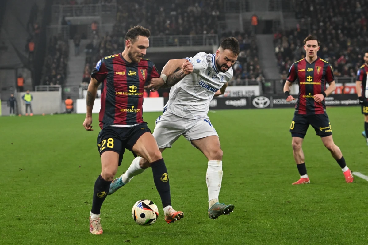 Zwycięska seria Pogoni w piłkarskiej ekstraklasie zatrzymana. Portowcy na własnym stadionie przegrali w sobotę z liderem - Lechem Poznań 0:3.