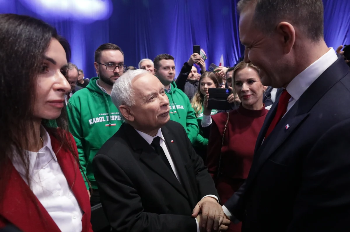 "Karol Nawrocki to nasz kandydat, innego nie ma" - oświadczył prezes PiS Jarosław Kaczyński po przemówieniu Nawrockiego na konferencji programowej w podwarszawskich Szeligach. Prezes podziękował też kandydatowi za "znakomite wystąpienie".
