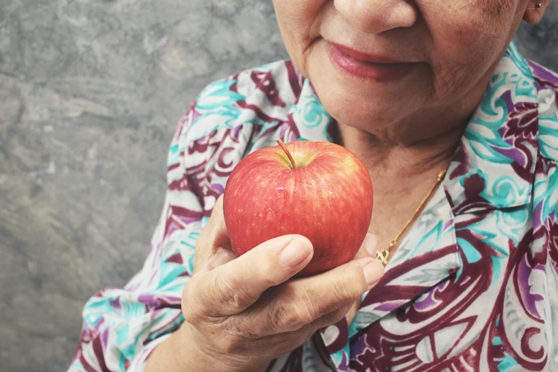 To zdradza przyszłość szybciej niż lanie wosku. Stara wróżba wraca do łask