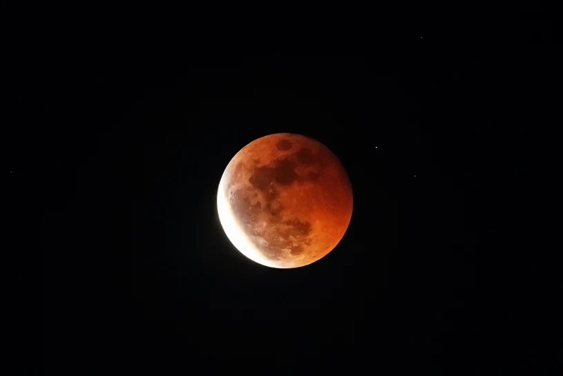 The Earth's shadow covered 96 percent of the Moon's disk. Stunning photos