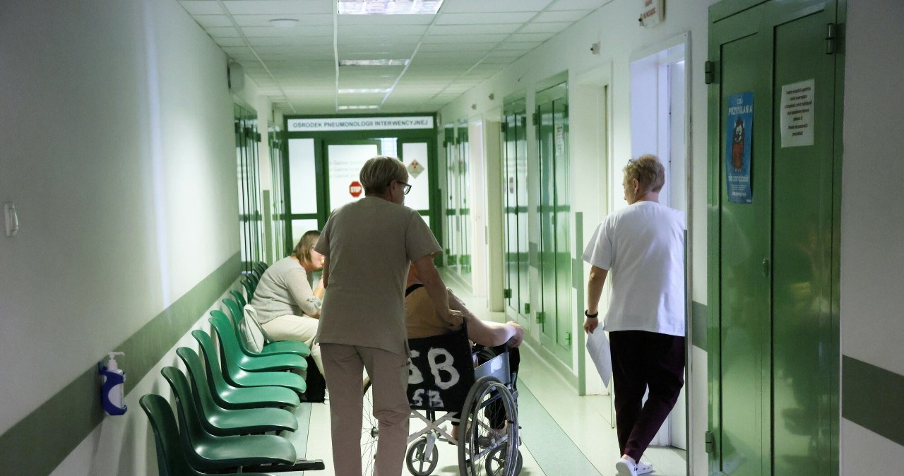 Polskie szpitale toną w długach. Wiceminister zdrowia podał nowe dane