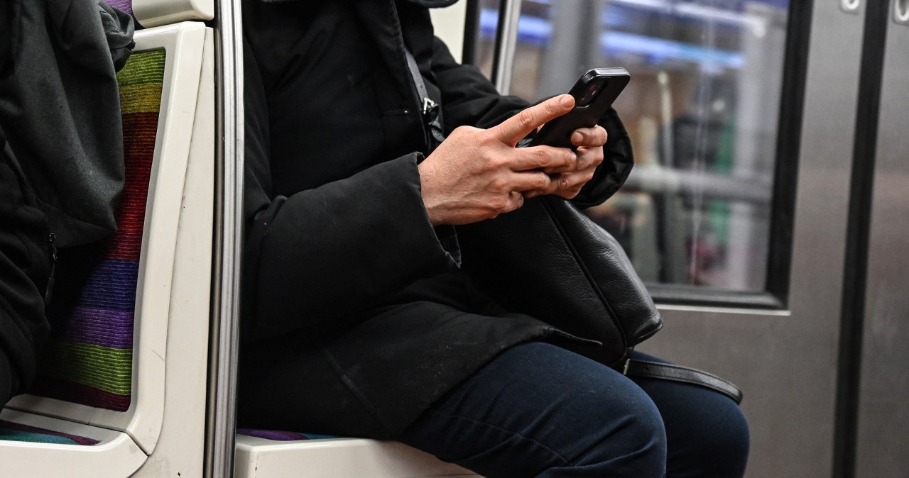 Wystarczy choćby jeden telefon. Ludzie odbierają i tracą konta bankowe