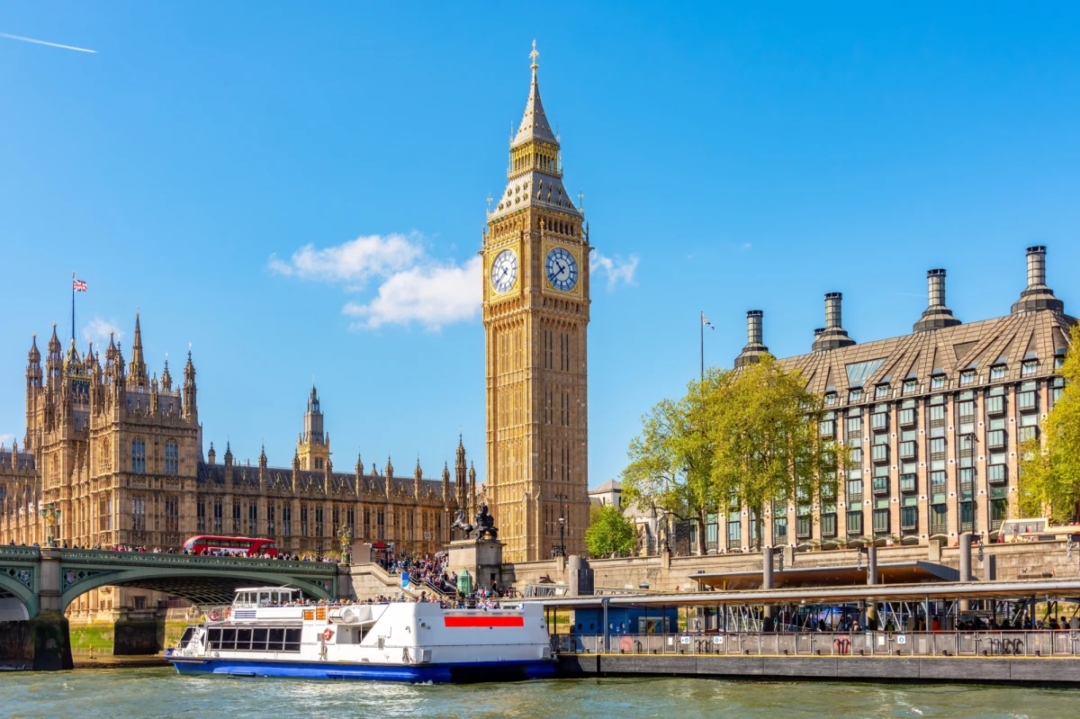 W środę 5 marca rozpoczęło się przyjmowanie wniosków o ETA (Elektroniczna Autoryzacja Podróży). Od kwietnia tego roku każda osoba jadąca na Wyspy będzie musiała mieć specjalne pozwolenie - w formie ETA albo eWizy.