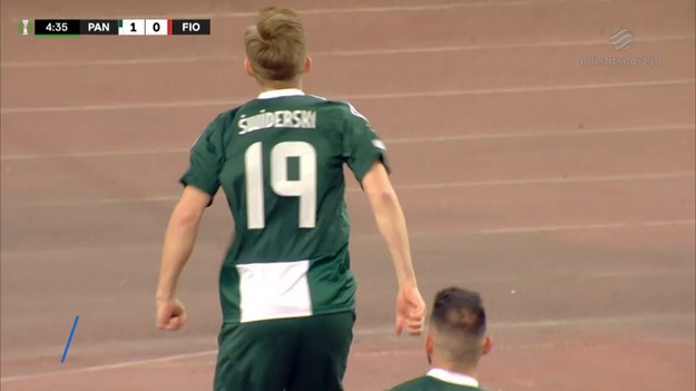 Pełne mecze Ligi Konferencji obejrzeć można w kanałach sportowych Polsatu.