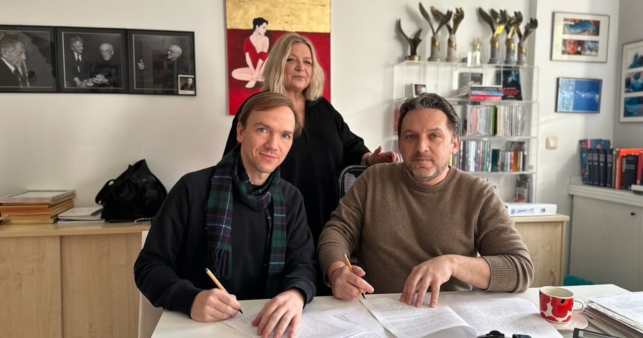 Jan Komasa, autor nominowanego do Oscara filmu "Boże Ciało" i firma Aurum Film podpisali umowę, która na polskim rynku wyznacza nowy model współpracy na linii producent - twórca. Pierwszym projektem tworzonym w ramach tej umowy będzie "Balladyna" na podstawie dramatu Juliusza Słowackiego.