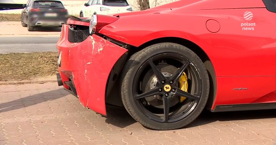 TikToker rozbił ferrari za milion złotych. Stracił prawo jazdy