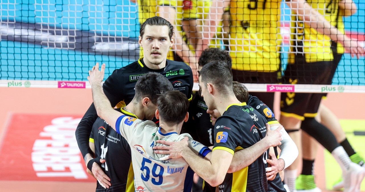 Wielki klub doczekał się po dwóch latach. Trzy ciosy, siatkarze rywali nie mieli szans