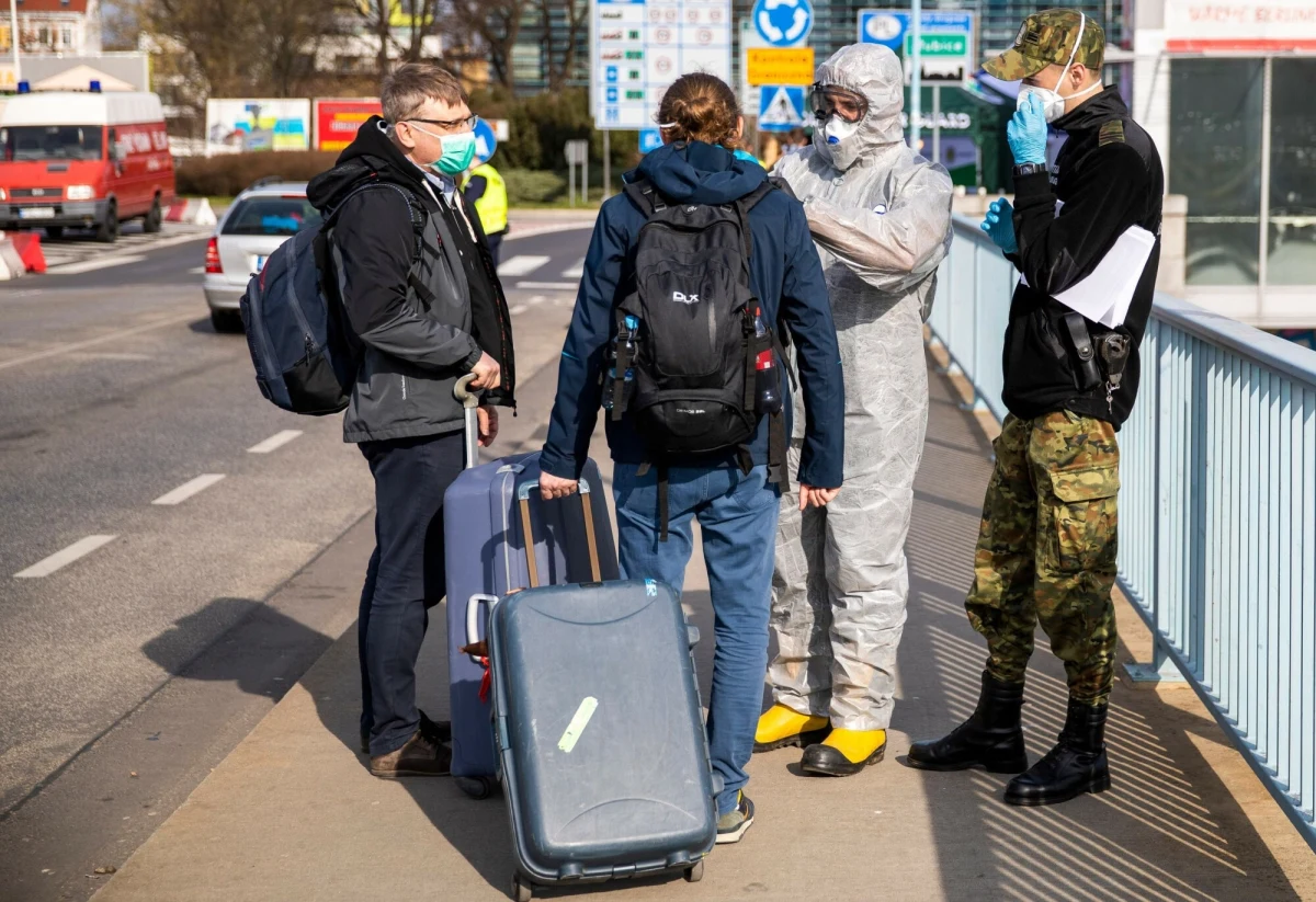 Około 7 milionów zakażeń koronawirusem potwierdzono w Polsce od marca 2020 roku. W naszym kraju zmarło ponad 120 tysięcy osób chorujących na Covid-19. Właśnie dzisiaj, 11 marca, mija dokładnie pięć lat od ogłoszenia przez Światową Organizację Zdrowia pandemii koronawirusa. Także dzisiaj - w samo południe – odbyła się premiera filmu dziennikarzy RMF FM Kacpra Wróblewskiego i Michała Dobrołowicza "Gdyby nie pandemia". Współautorem jest także realizator audio i wideo RMF FM Jakub Rutka.