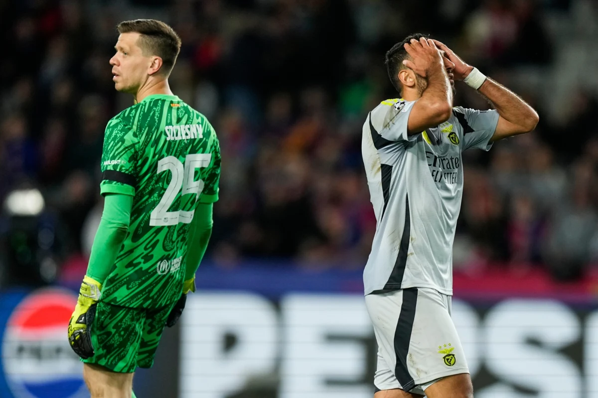 FC Barcelona, w składzie z Robertem Lewandowskim i Wojciechem Szczęsnym, pokonała u siebie w rewanżu Benficę Lizbona 3:1 i awansowała do ćwierćfinału piłkarskiej Ligi Mistrzów. Polski bramkarz po raz 15. wystąpił w barwach "Dumy Katalonii": zespół z nim w składzie nie przegrał jeszcze meczu.