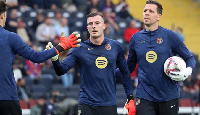 Szczęsny w akcji, a tu znowu głośno o bramkarzu "Barcy". Piłkarz pod ścianą