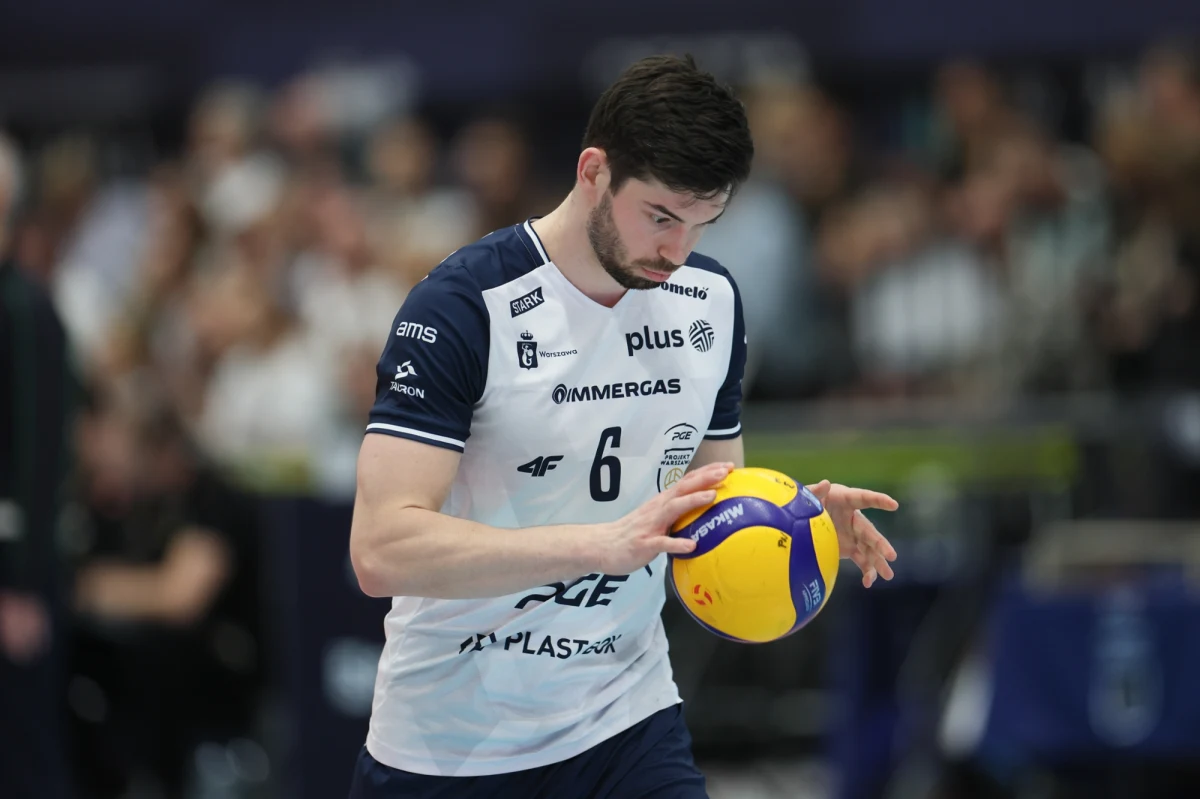 Przegraną zakończył się dla siatkarzy PGE Projektu Warszawa mecz z tureckim Halkbankiem Ankara. Warszawiacy ulegli Turkom 1:3 (20:25, 25:22, 15:25, 18:25) w pierwszym meczu ćwierćfinałowym Ligi Mistrzów. Rewanż zaplanowano na 19 marca w polskiej stolicy.